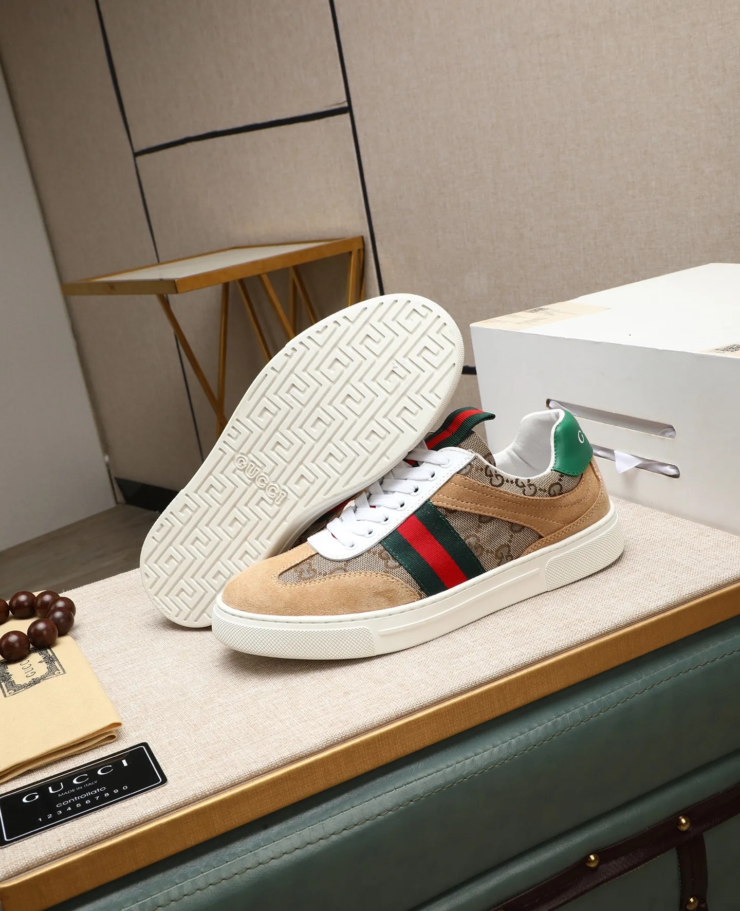 Men's men's shoes 💰440 GUCCI🔍🔍The latest model is on sale at the same time at the counter. Original calfskin imported from Italy, genuine leather lining, (high-end, noble, and classy) with exquisite workmanship. Sole: Original sole provided by the original factory, ⚠Exclusive double-layer movable molded sole super comfortable⚠, real shot 🎬The real thing is better🔍🔍"High quality·Follow the order" Code number 38-44